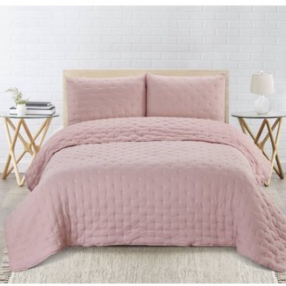 sleeping partners Other - Sleeping Partners Pink Embroidered Dot Microfiber